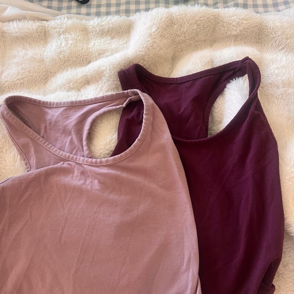 Women's Sleeveless Tops - Mauve and Burgundy